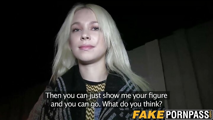Хатуу дарга хөөрхөн нарийн бичгийн даргыг бэлэг эрхтэнд нь оруулж байна