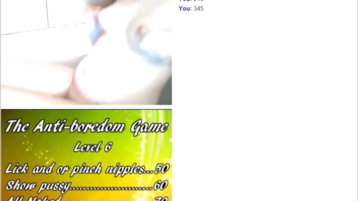 Охин сургуулийн өмнө хойд ахтайгаа секс хийж байна